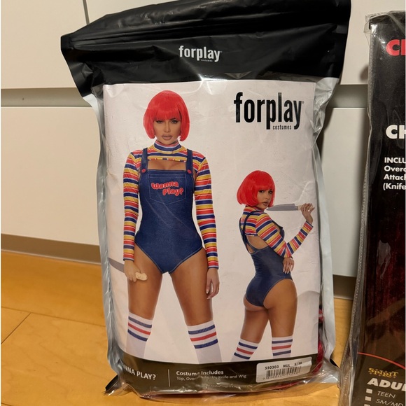 🪓 Chucky doll costumes - him and hers matching. - Picture 2 of 4